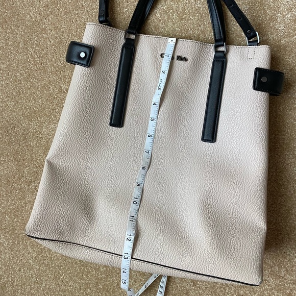 Calvin Klein cream color purse - Picture 3 of 4